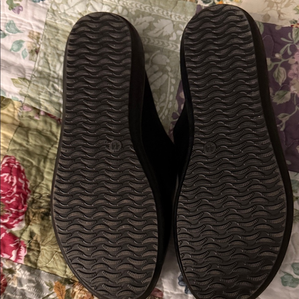 Black Leather Slide Sandals - Picture 2 of 4